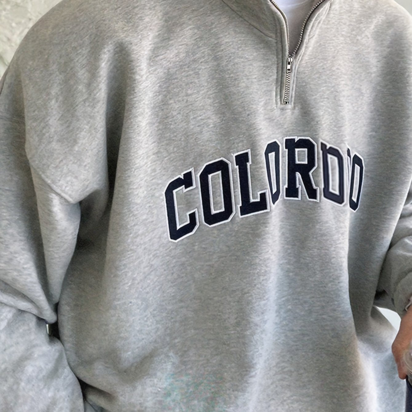 Gray vintage sweatshirt for men, spring and autumn, with letters, Korean style, can be worn in layers, loose long sleeves, half zipper on